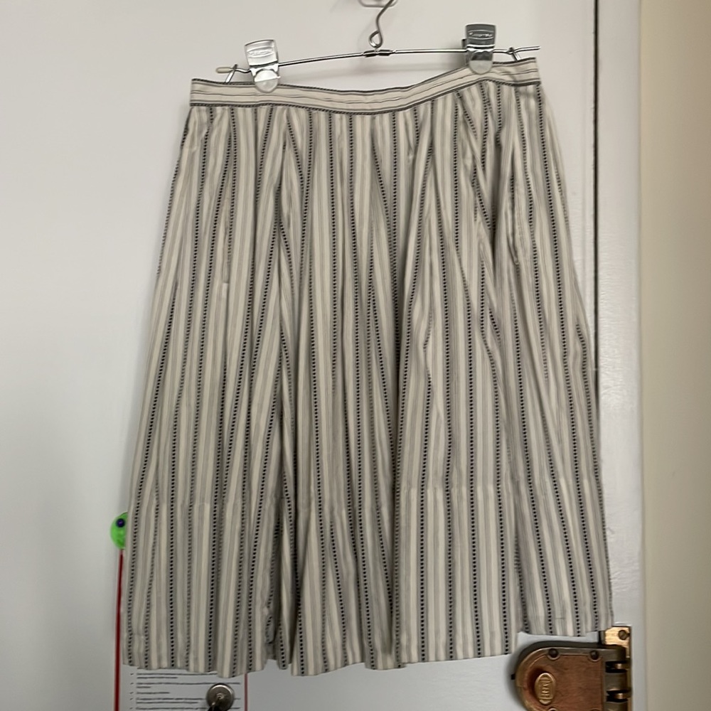 Early 2000s H&M fully lined Circle skirt